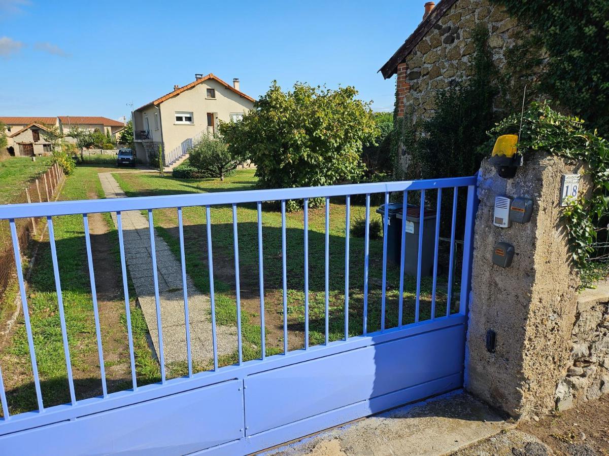 La Bourzede F3 Apartment Langeac Екстериор снимка