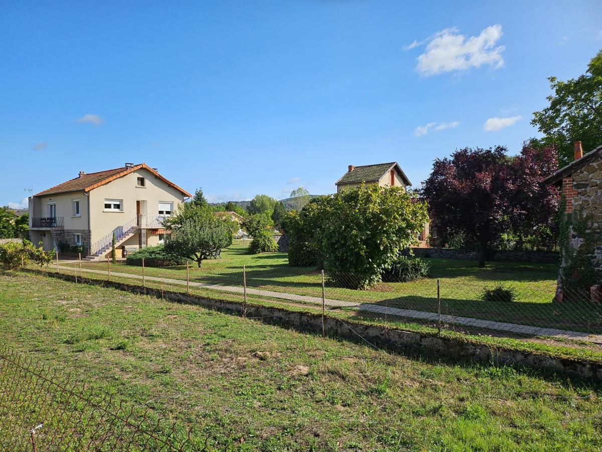 La Bourzede F3 Apartment Langeac Екстериор снимка