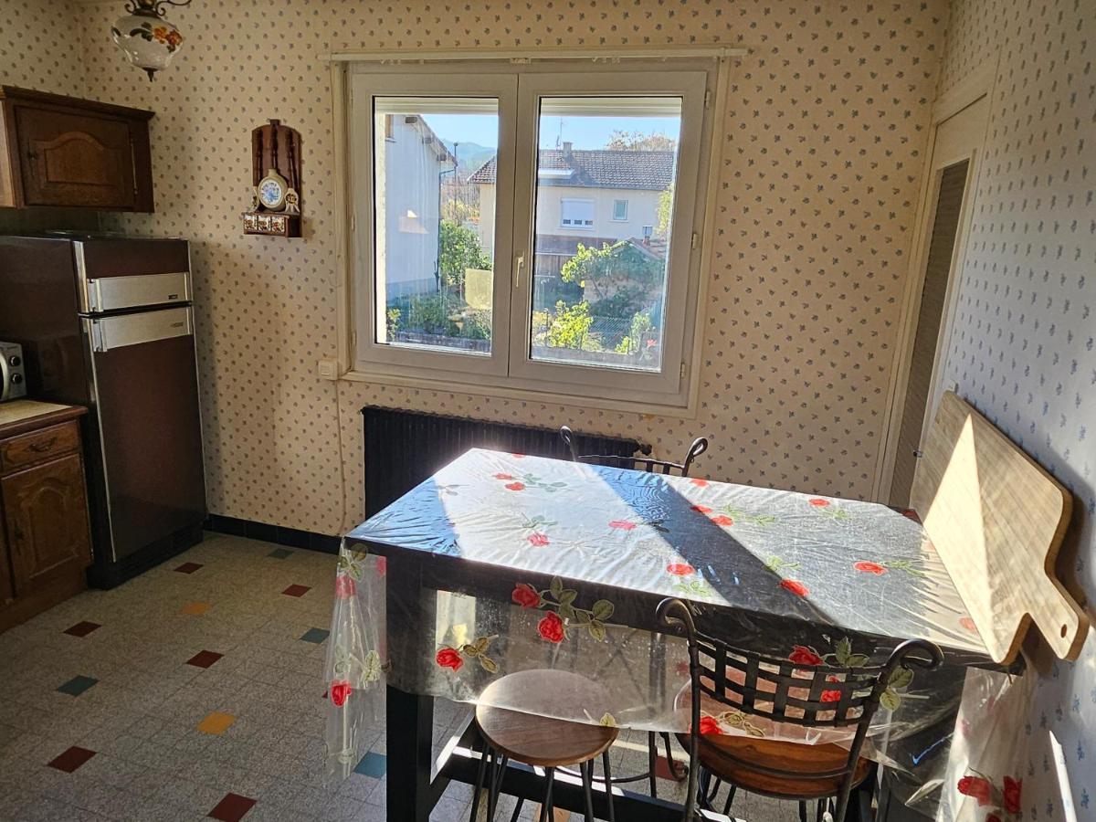 La Bourzede F3 Apartment Langeac Екстериор снимка
